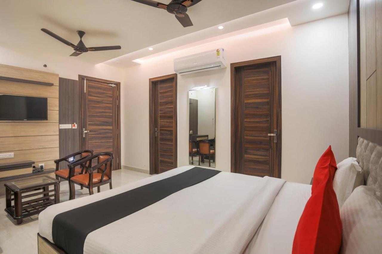Capital O 69415 Green View Resort Alīgarh Εξωτερικό φωτογραφία