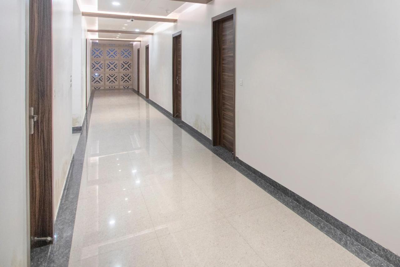 Capital O 69415 Green View Resort Alīgarh Εξωτερικό φωτογραφία